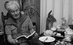 Rogan Wolf reading Donne • <a style="font-size:0.8em;" href="http://www.flickr.com/photos/81015582@N06/7570205906/" target="_blank">View on Flickr</a>